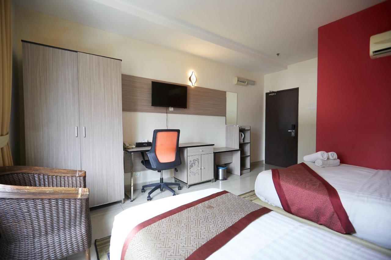 Dolphin Hotel, Chow Kit Kuala Lumpur Bagian luar foto
