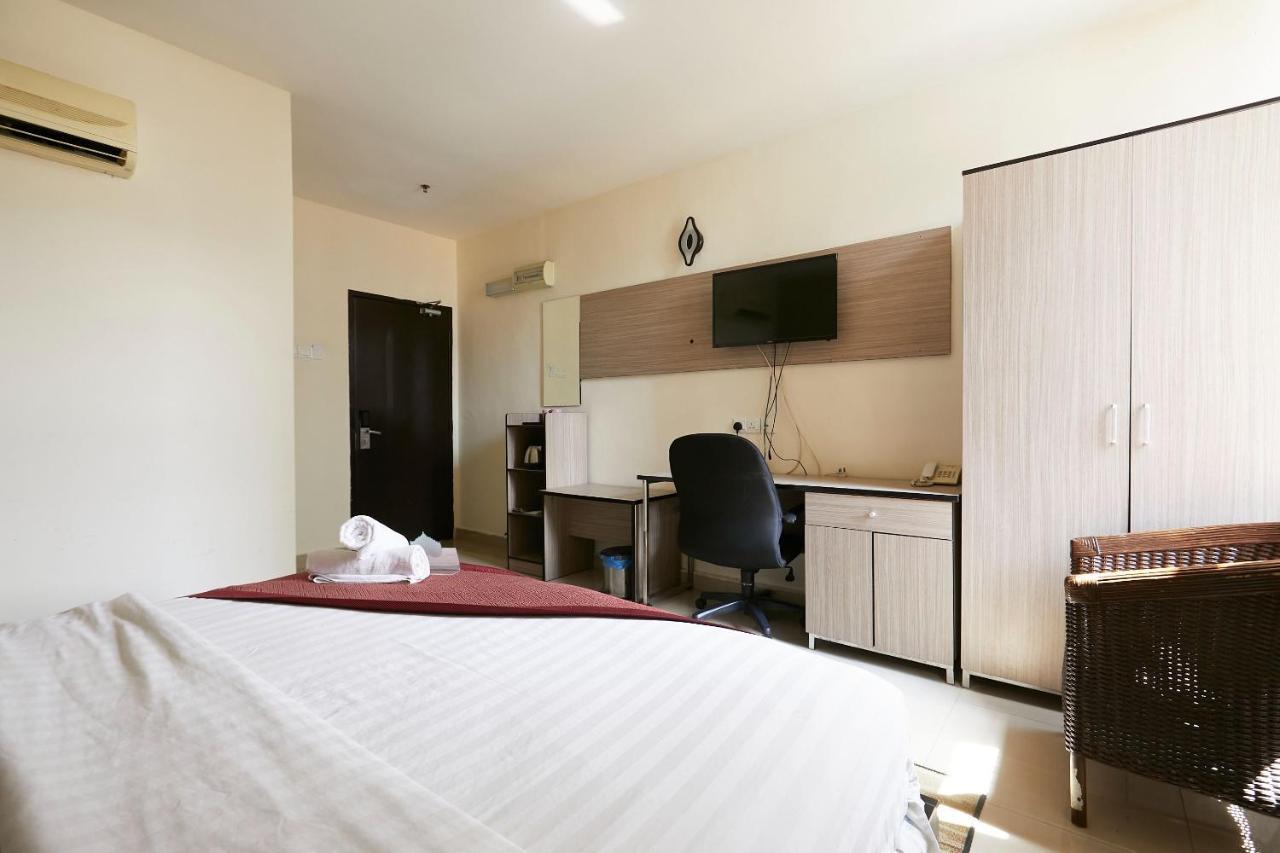 Dolphin Hotel, Chow Kit Kuala Lumpur Bagian luar foto