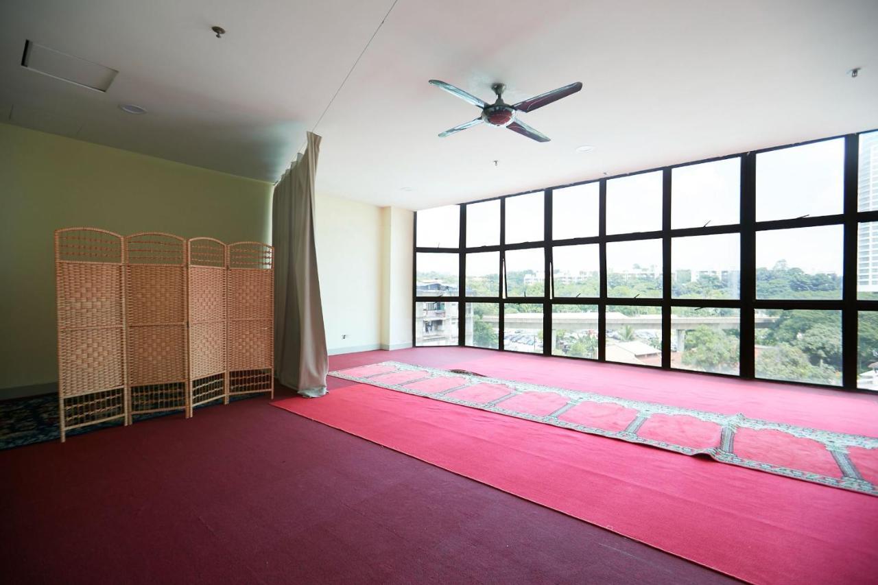 Dolphin Hotel, Chow Kit Kuala Lumpur Bagian luar foto