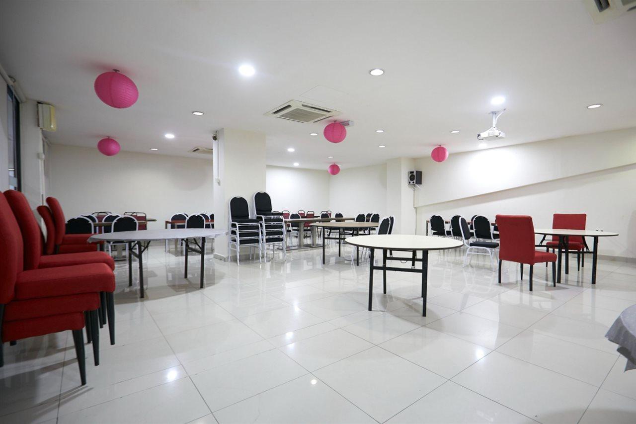Dolphin Hotel, Chow Kit Kuala Lumpur Bagian luar foto