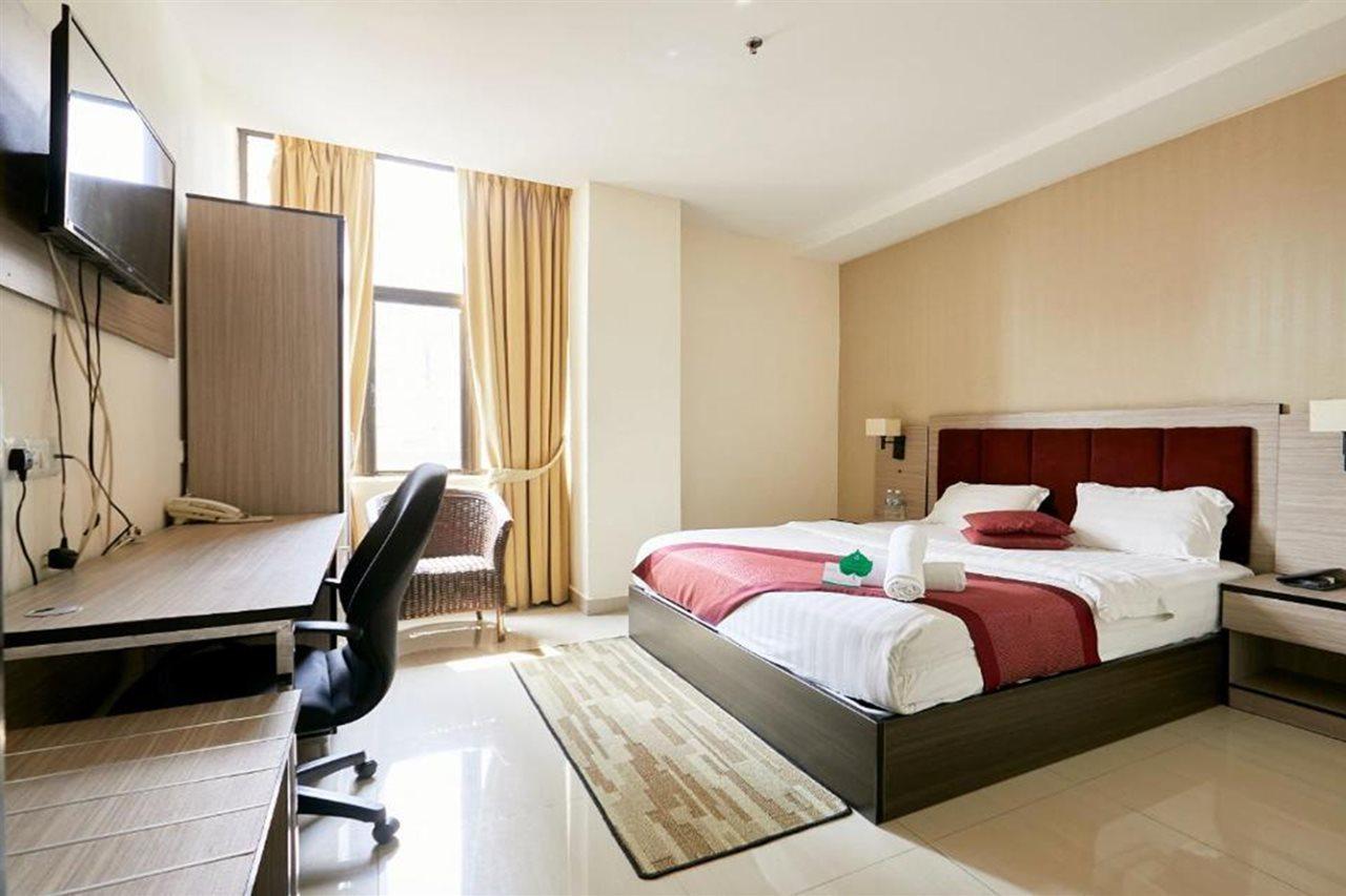 Dolphin Hotel, Chow Kit Kuala Lumpur Bagian luar foto