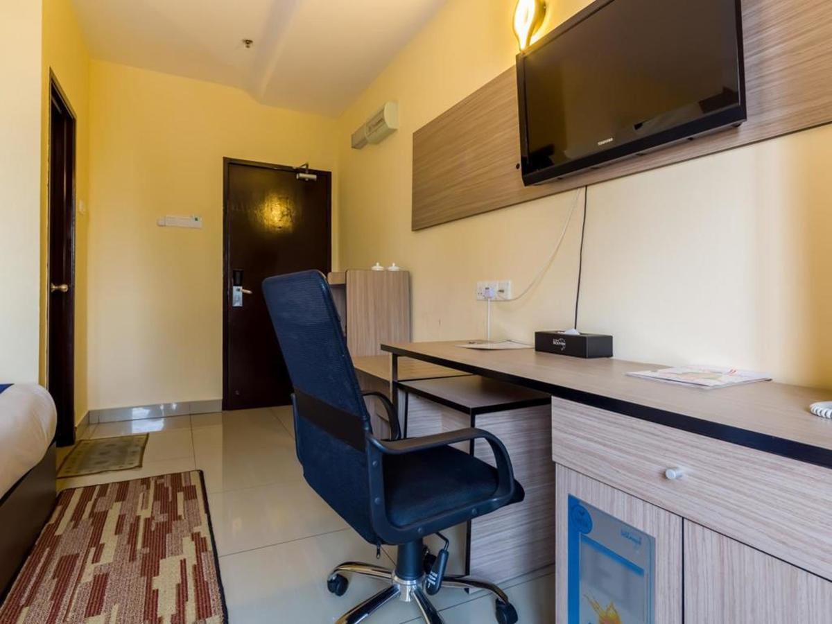 Dolphin Hotel, Chow Kit Kuala Lumpur Bagian luar foto