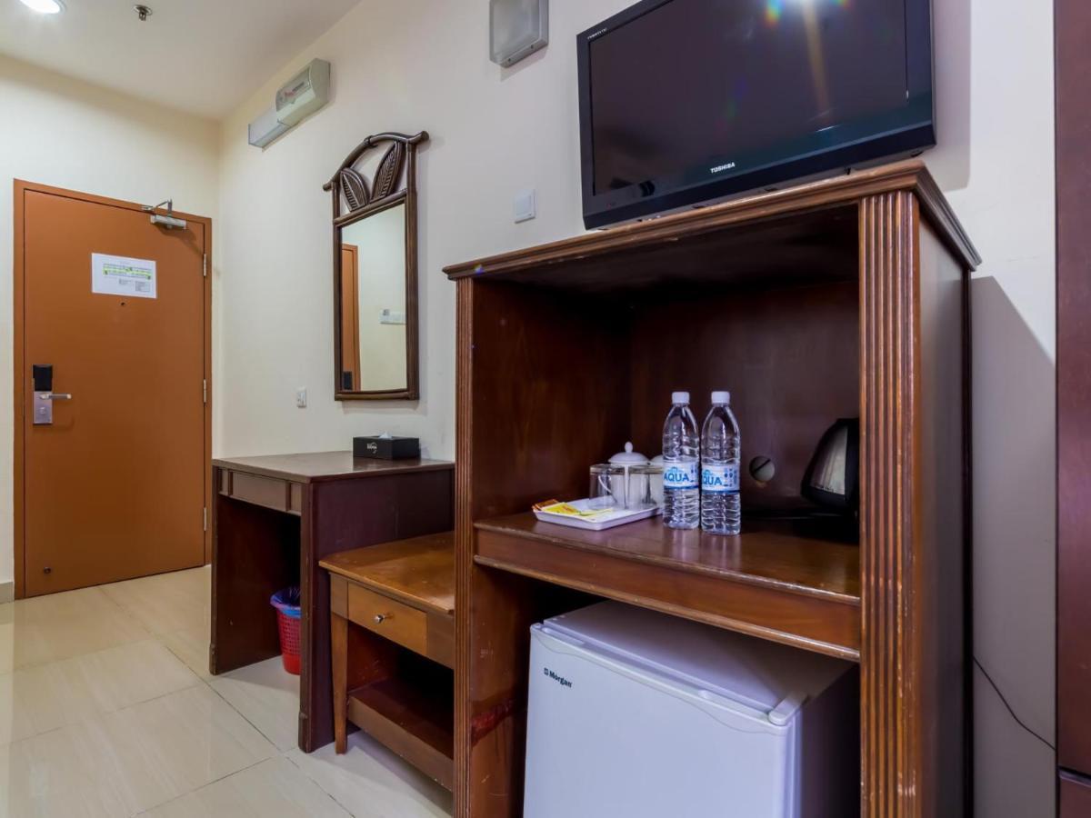 Dolphin Hotel, Chow Kit Kuala Lumpur Bagian luar foto
